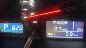 布団乾燥機は車中泊で暖房に使えるか？