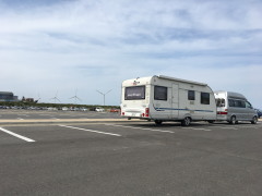 日川浜海水浴場 駐車場