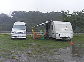 学校橋河原 キャンプ