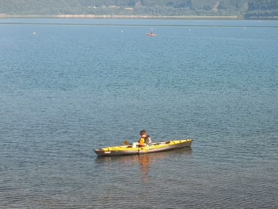 本栖湖、カヌー